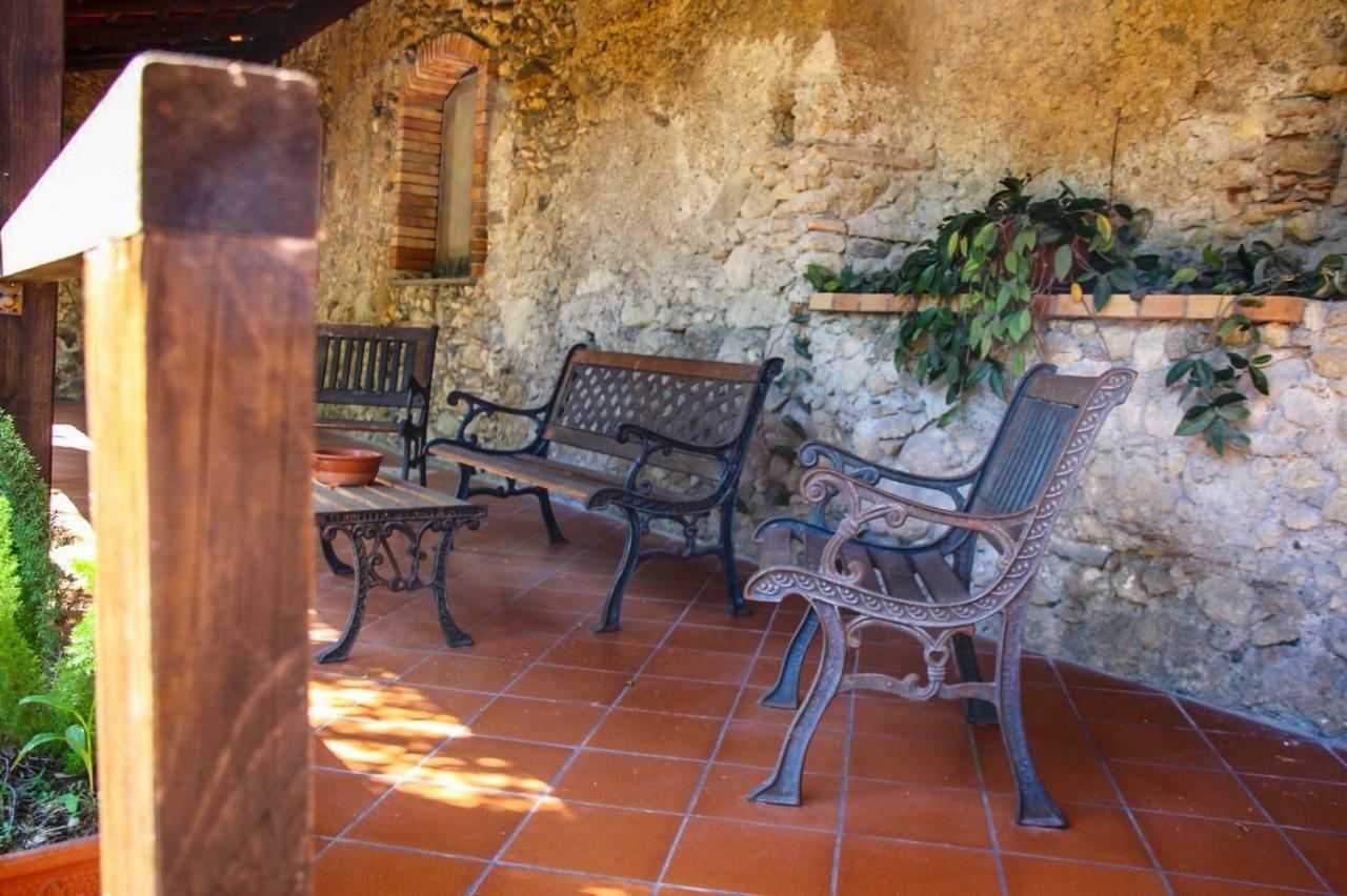 מרינה די ג'ויוסה איוניקה Country House Paola מראה חיצוני תמונה